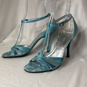 BCBGGirls Turquoise Strappy Heels, size 7